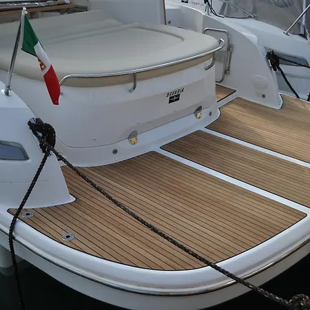 Botel Bavaria 34 Sport *