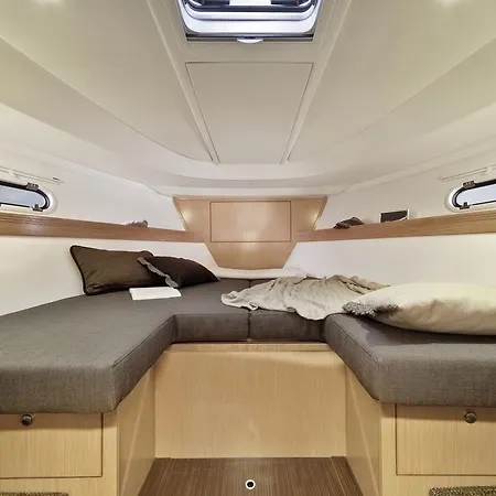 Botel Bavaria 34 Sport
